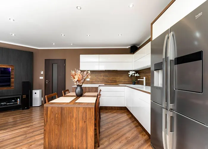 Апартаменты Karolina *